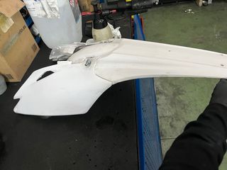 Plásticos moto Enduro/Motocross blancos