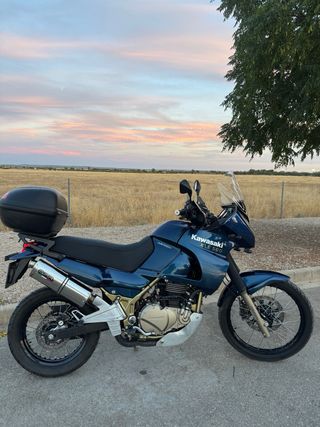 Kawasaki KLE 500 MUY CUIDADA Y CON EXTRAS