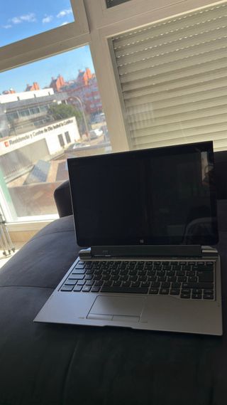 Fujitsu Ordenador/Tablet Gris Plata