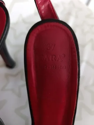 Sandalias Zara Talla 37 Tachuelas Negras Rojas