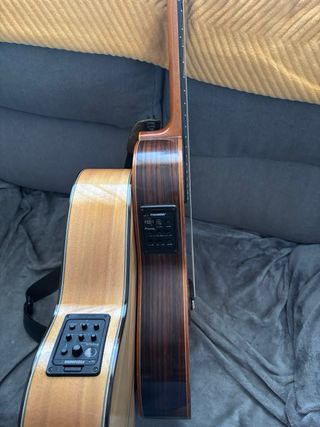 Guitarra flamenca Prudencio Saez + Fishman+funda