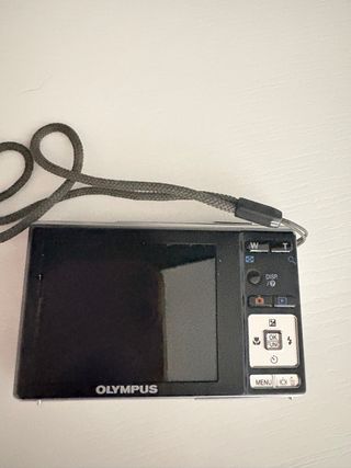 Cámara Olympus FE Digital Rosa/Plata