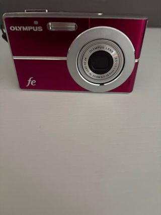 Cámara Olympus FE Digital Rosa/Plata