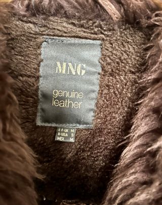 Abrigo largo MNG serraje mujer marrón