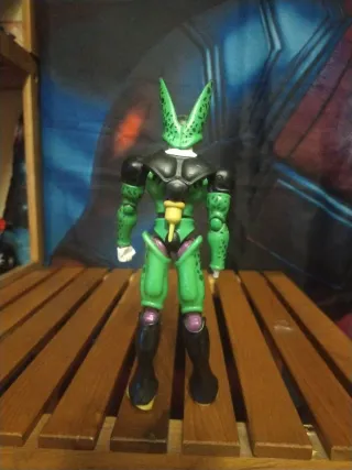 Figura Cell Dragon Ball Z