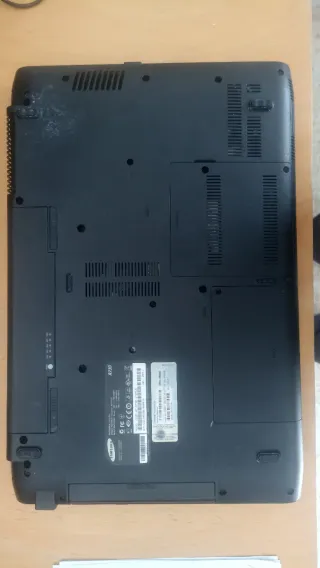 Portátil Samsung Notebook R730