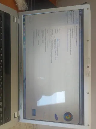 Portátil Samsung Notebook R730