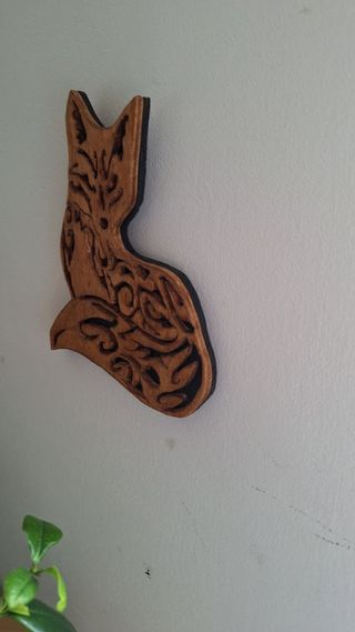 Volpe in legno traforato a mano. 14x16x0,7 cm.