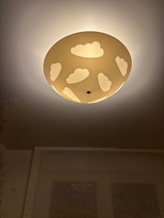 Lámpara infantil Ikea Nubes
