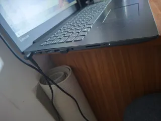 Portátil Lenovo IdeaPad 3 Negro/Gris