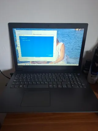 Portátil Lenovo IdeaPad 3 Negro/Gris