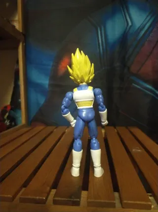 Figura Vegeta Dragon Ball