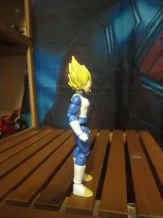 Figura Vegeta Dragon Ball