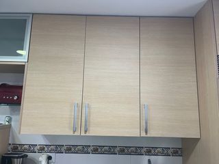 Muebles de cocina, encimera y fregadero