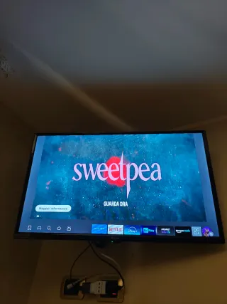 TV LED 32" NGM a LED