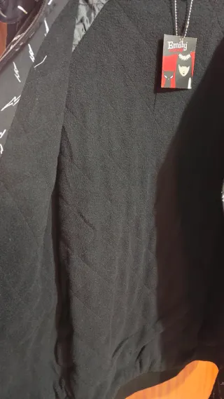 Chaquetón Emily the Strange Rayos T-S