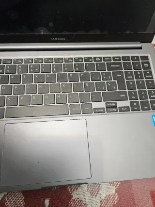 Portátil Samsung Windows 11 8GB 512GB SSD