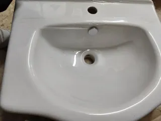 Lavabo de porcelana blanco