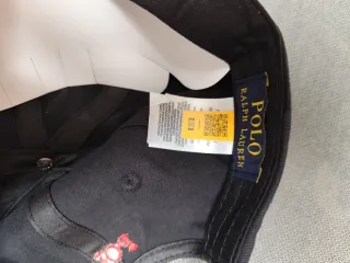 Cappellino Polo Ralph Lauren nero con logo rosso