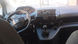 Peugeot Rifter 2021, 100CV