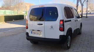 Peugeot Rifter 2021, 100CV