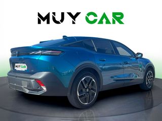 Peugeot 408 GT Hybrid eDCS6 100 kW (136 CV)