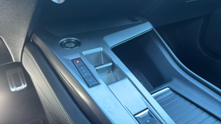 Peugeot 408 GT Hybrid eDCS6 100 kW (136 CV)