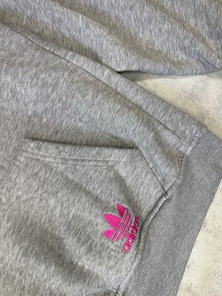 Sudadera Adidas Gris y Fucsia Y2K