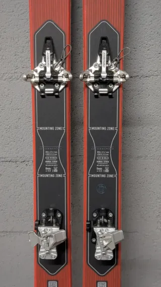 Esquís de travesía