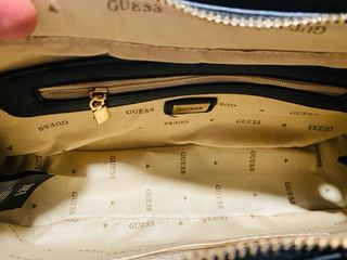 Bolso Guess Negro con Monedero Nuevo