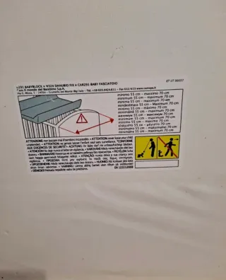 Cambiador de bebé a rayas