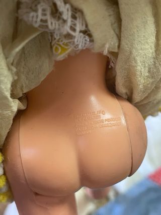 Lote Barbie antiguas y ropa