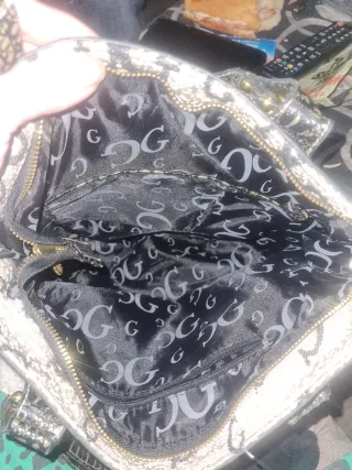 Bolso Guess Beige y Dorado