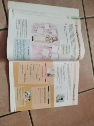 Jesús nos quiere (libro del niño): Iniciación d...