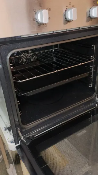 HORNO ZANUSSI 2A OPORTUNITAT