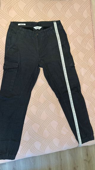Pantalones cargo negros