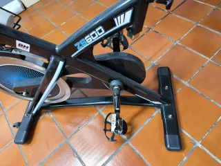 Bicicleta Spinning BH ZS600