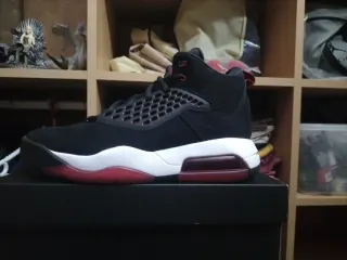 Jordan Maxin 200 Negro/Blanco/Rojo