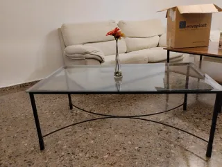 Mesa de centro cristal y metal negra