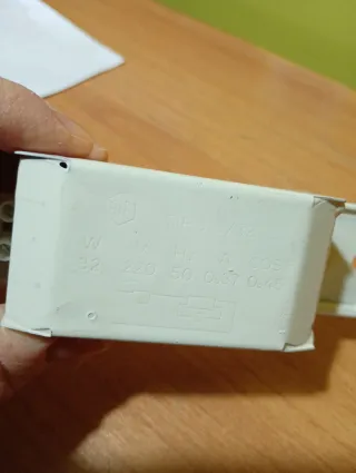 REATTORE APF PER LAMPADA AL NEON TIPO S/32