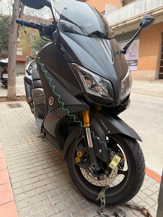Yamaha Tmax 530 IRON MAX ABS