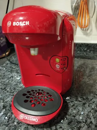Cafetera Bosch Tassimo Roja