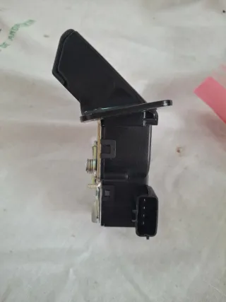 Actuador cerradura Hyundai Elantra GT 2015-2017