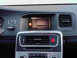 Volvo S60  D3 MOMENTUM  AUT