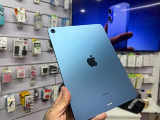Apple Ipad Air 5th Gen M1 256Gb Azul Semi Nuevo