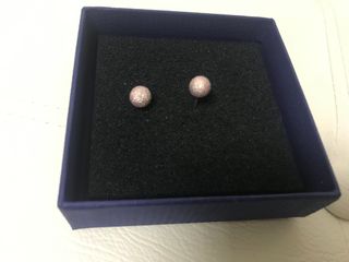 Pendientes bola rosa oro