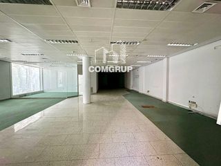 Local comercial en venta en Creu Alta en Sabadell