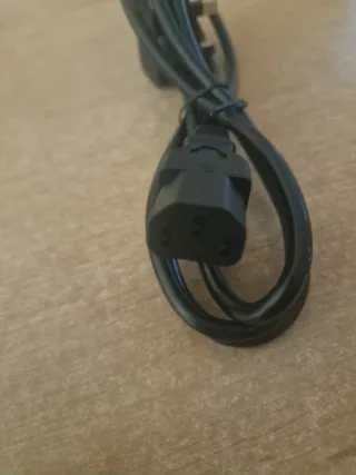 Cable de alimentación para monitor