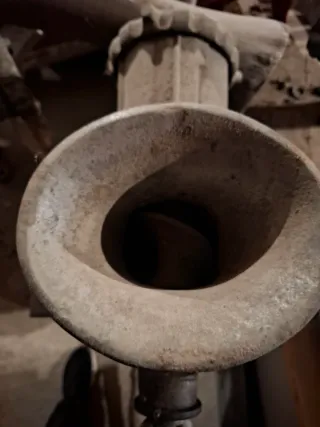 Picadora de carne antigua 32