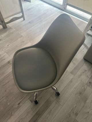 Silla de oficina/estética giratoria y normal